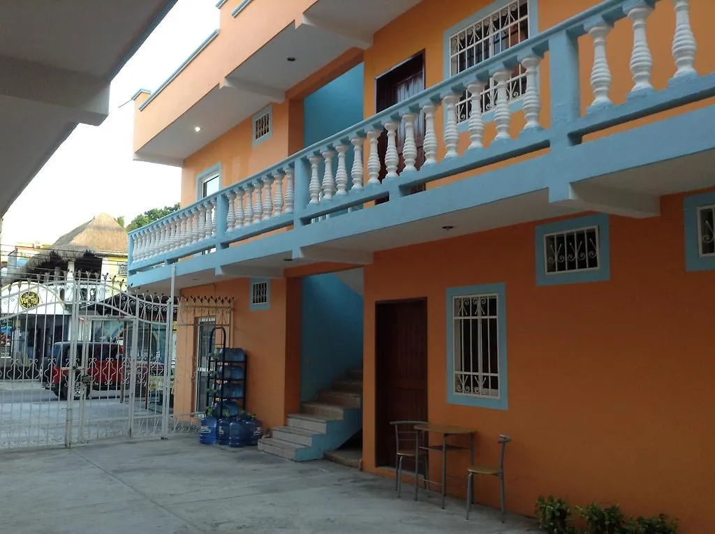 Roberto Apartman Playa del Carmen
